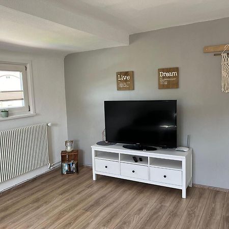 באיירסברון Ferienwohnung Am Wiesenrain מראה חיצוני תמונה
